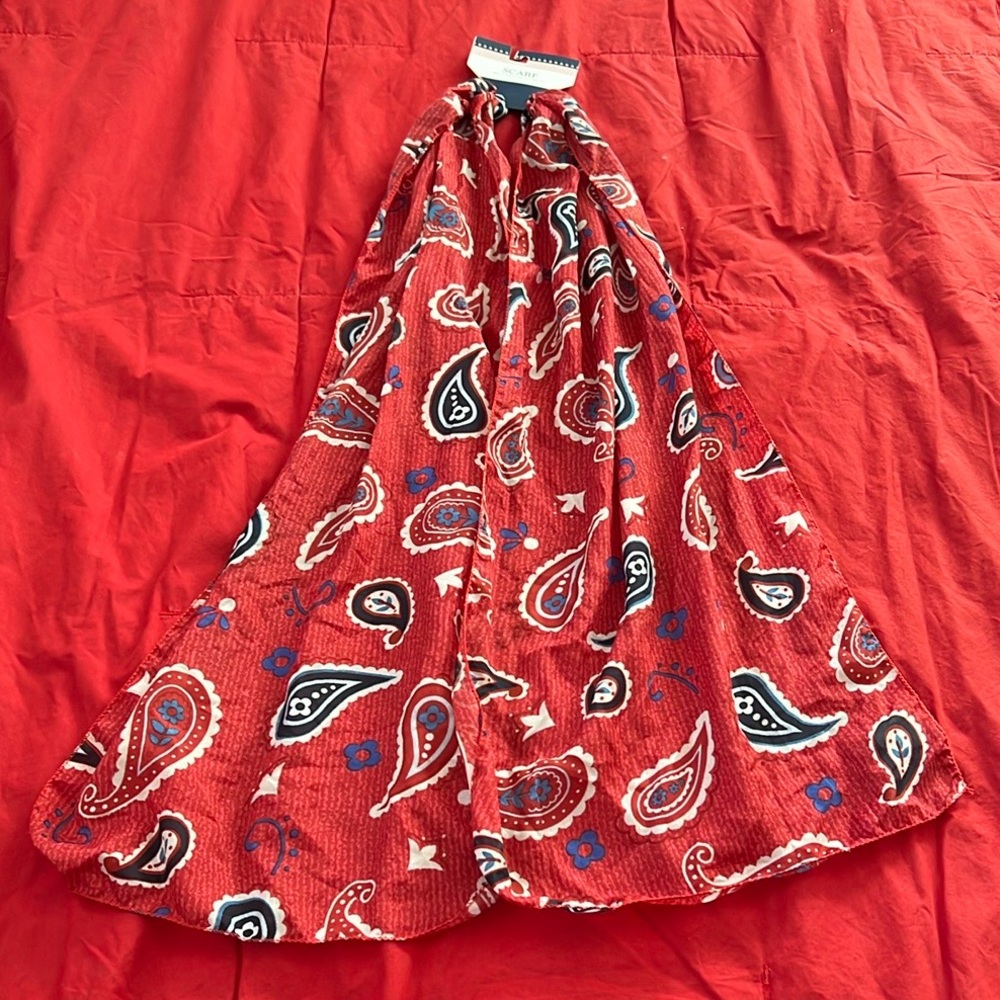 Red Pleated A-Line Scarf
